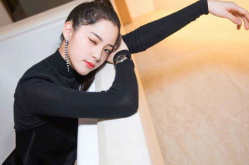 李妍曦图片无遮挡,光影交织下的美丽瞬间